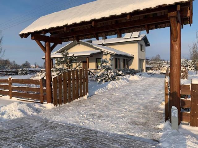 Villa Na Skraju Puszczy à Hajnówka Extérieur photo